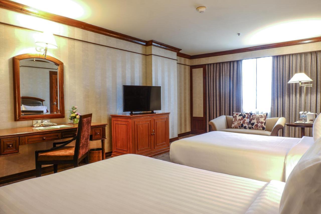 The Twin Lotus Hotel Nakhon Si Thammarat Buitenkant foto