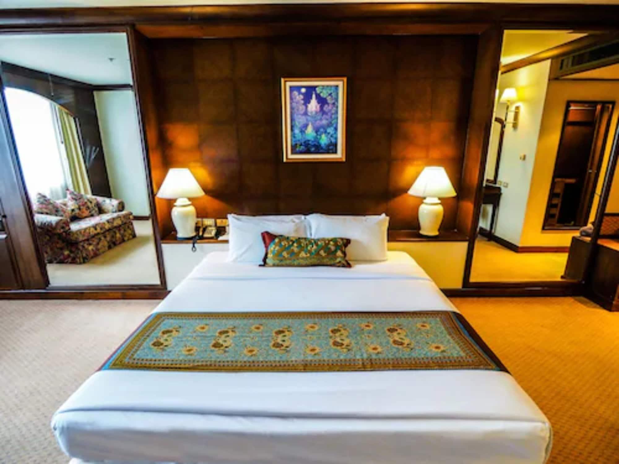 The Twin Lotus Hotel Nakhon Si Thammarat Buitenkant foto